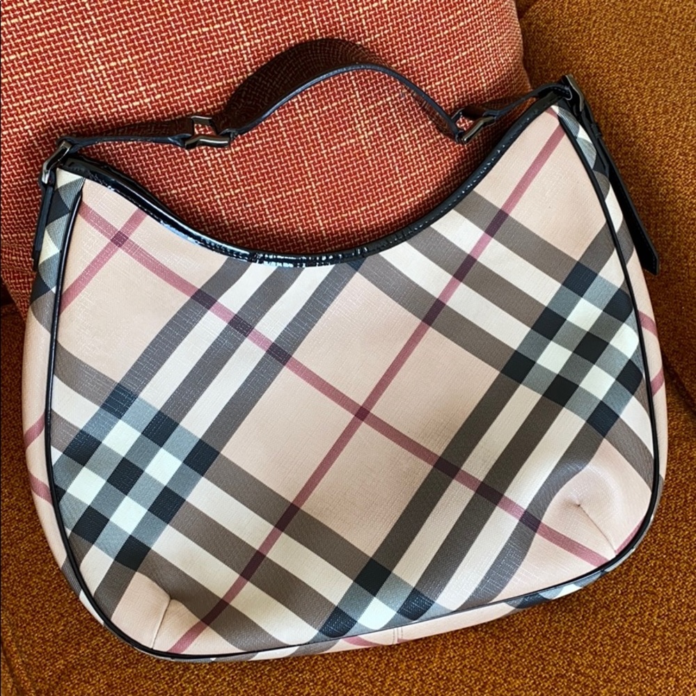 Burberry purse